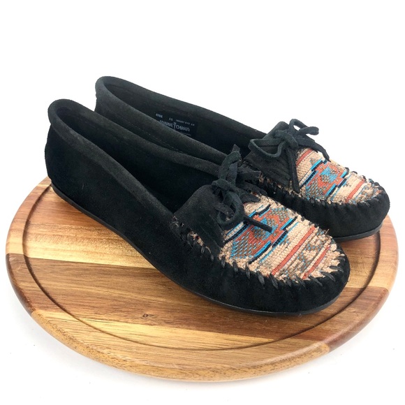 Minnetonka Shoes - Minnetonka Womens Sz 11 Black Suede Moccasins